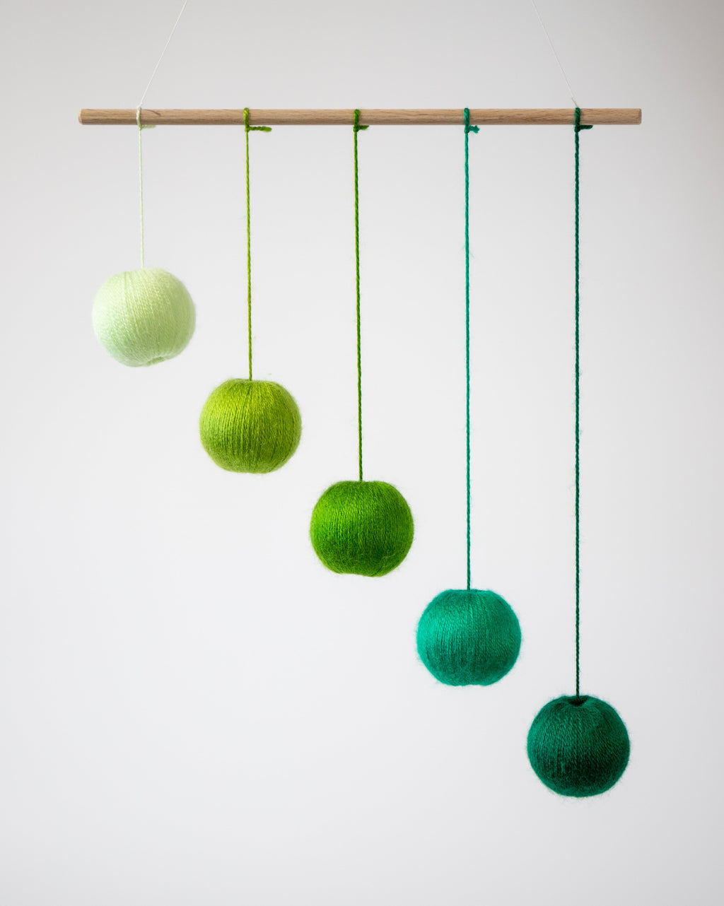 Green Gobbi mobile, Montessori mobile, Montessori toy, Baby toy, Crib toy, Hanging toy, Essential baby mobile, Classic baby toy. hanging mobile - Jacob's Montessori